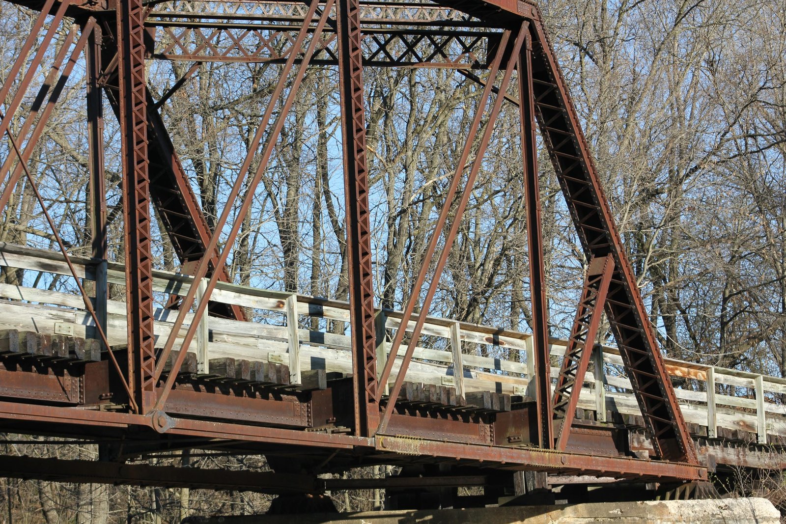 Truss member details